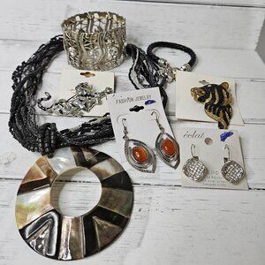 Bundle of Womens Fashion Jewelry Seven Pieces